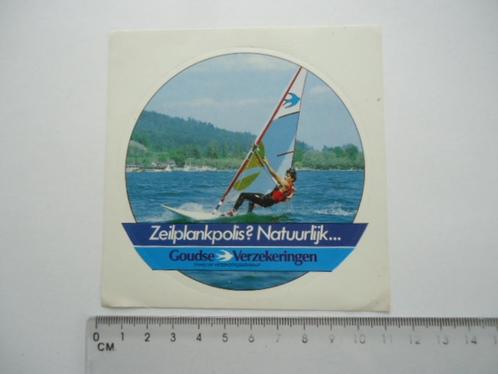 sticker oud Windsurf zeilplank surf goudse verzekering, Verzamelen, Stickers, Zo goed als nieuw, Bedrijf of Vereniging, Verzenden