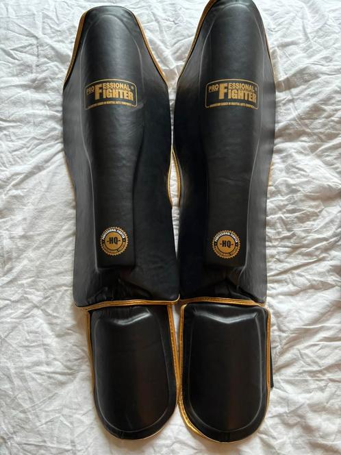 Scheenbeschermers Professional Fighter Echt rundleer Top, Sport en Fitness, Boksen, Zo goed als nieuw, Boksbeschermers, Ophalen of Verzenden