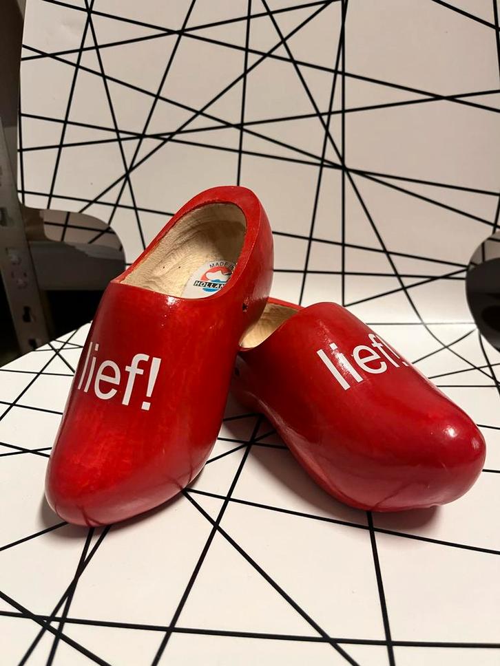 Lief! Rode Houten Klompen - Maat 22/23, Kinderen en Baby's, Babykleding | Schoentjes en Sokjes, Gebruikt, Jongetje of Meisje, Overige typen