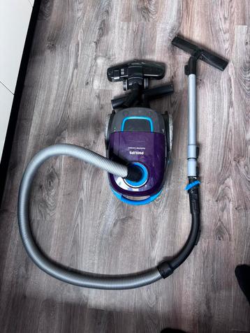 Philips Performer Compact Stofzuiger, Met Extra’s. beschikbaar voor biedingen