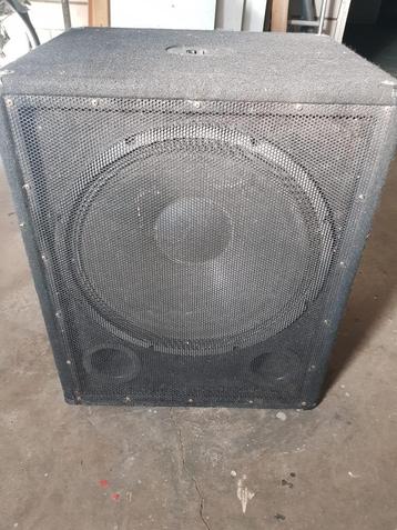 Omnitronic BX - 1850 passieve 18" subwoofer te koop beschikbaar voor biedingen