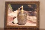Brocante - Groene parfumfles in oude lijst!, Ophalen, Gebruikt