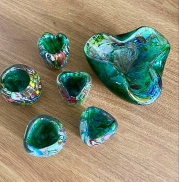 Lotje Murano Bizantino glas beschikbaar voor biedingen