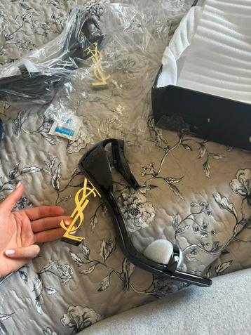 Ysl hakken nieuw beschikbaar voor biedingen