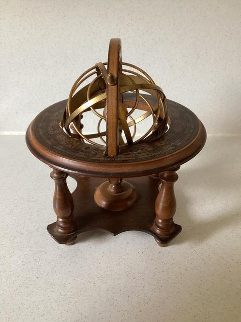 Vintage armillairsfeer gemaakt in Italie, Huis en Inrichting, Woonaccessoires | Wereldbollen, Ophalen of Verzenden