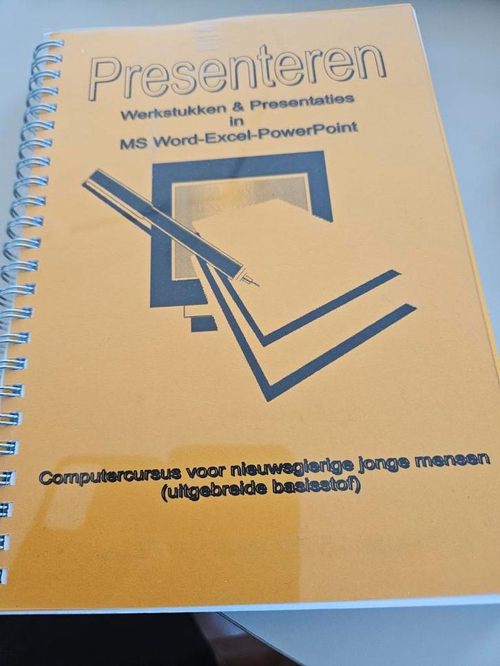 Presenteren MS Word-Excel-PowerPoint - Computercursus, Boeken, Studieboeken en Cursussen, Gelezen, Niet van toepassing, Ophalen