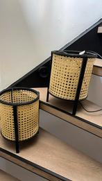 Twee nachtlampjes, Huis en Inrichting, Lampen | Lampenkappen, Ophalen, Gebruikt, 25 tot 50 cm, Crème
