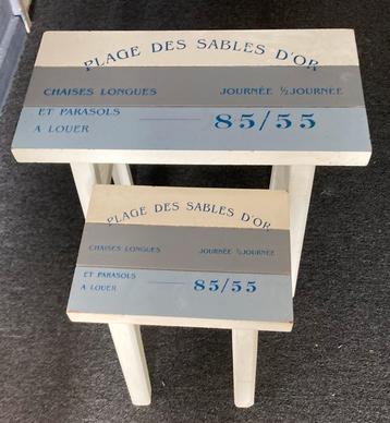 2 Strand bijzettafels - Inschuifbaar beschikbaar voor biedingen