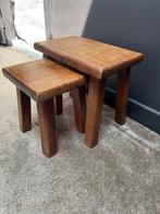 Vintage brutalist set massief eiken tafeltjes, Huis en Inrichting, Tafels | Bijzettafels, Minder dan 55 cm, Ophalen of Verzenden