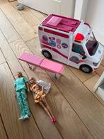 Barbie Ambulance met Poppen, Ophalen of Verzenden, Gebruikt, Barbie