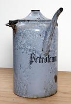 Petroleum kannetje decoratie vintage, Ophalen
