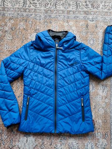 Bench Tussenjas Maat L (valt als M) beschikbaar voor biedingen