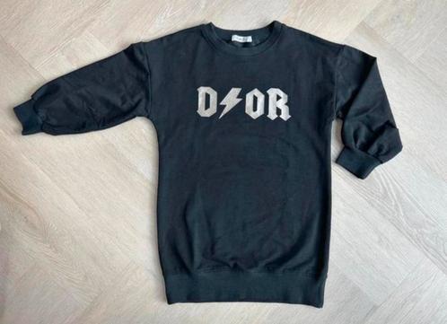 Yoyo S zwarte sweater jurk Dior 8 jaar 128, Kinderen en Baby's, Kinderkleding | Maat 128, Zo goed als nieuw, Meisje, Jurk of Rok