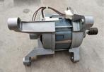 Motor van een AEG LAVAMAT wasmachine. Type 20585.119, 1200 tot 1600 toeren, Gebruikt, Ophalen of Verzenden, Voorlader