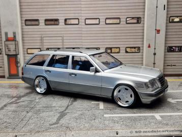 1:18 Mercedes s124 300E estate met AMG Velgen. Uniek! beschikbaar voor biedingen