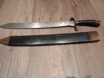Antieke Machete 1933 - Drakenmotief beschikbaar voor biedingen