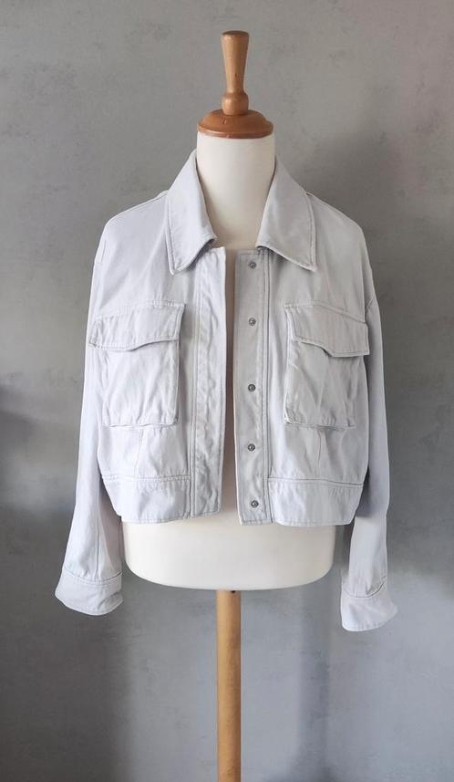 H&M lichtgrijs denim spijkerjack maat L Oversized, Kleding | Dames, Jassen | Zomer, Zo goed als nieuw, Maat 42/44 (L), Grijs, Ophalen of Verzenden