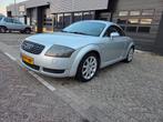 Audi TT 1.8 T Coupe Quattro 165KW 2000 Grijs, Auto's, TT, 74 €/maand, 1370 kg, 4 cilinders