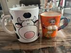 Twee leuke mokken, Huis en Inrichting, Keuken | Servies, Gebruikt, Ophalen of Verzenden, Overige stijlen, Kop(pen) en/of Schotel(s)
