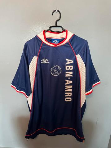 Origineel Ajax voetbal shirt uit 1999/00 beschikbaar voor biedingen