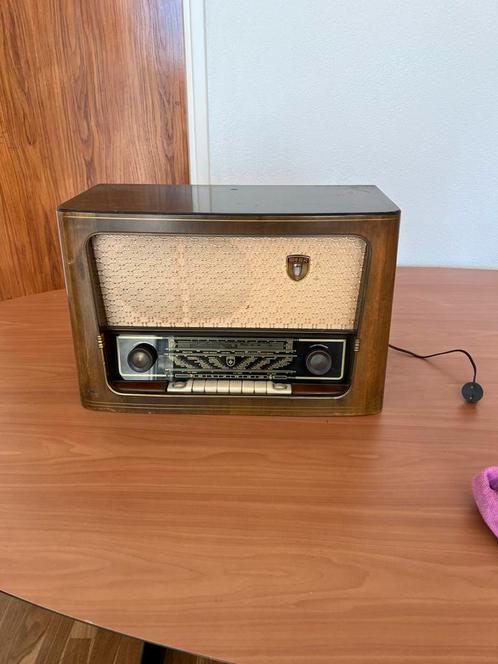 Antieke Wega radio, Audio, Tv en Foto, Radio's, Zo goed als nieuw, Radio, Ophalen