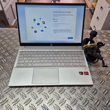 HP PAVILION 15-EH1805ND- AMD Ryzen 3 - 8 GB - 256 GB- Win11 beschikbaar voor biedingen