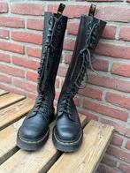 Dr. Martens maat 39. 1x gedragen, Kleding | Dames, Schoenen, Ophalen of Verzenden, Zo goed als nieuw, Zwart