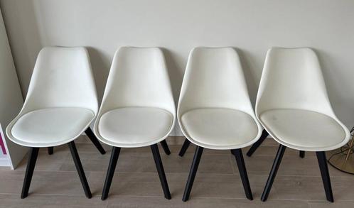 4 eetkamerstoelen Juntoo witte lederlook, Huis en Inrichting, Stoelen, Gebruikt, Vier, Kunststof, Wit, Ophalen