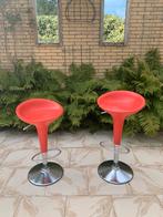 2 Originele Bombo barkrukken rood, Ophalen, 60 tot 90 cm, Zo goed als nieuw, In hoogte verstelbaar