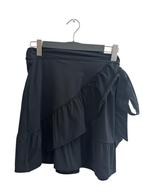 Nikkie rok S, Zwart, Ophalen of Verzenden, Zo goed als nieuw, Boven de knie