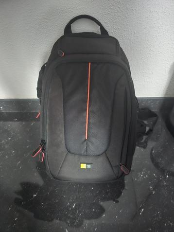 Case Logic DCB-308 Slingtas beschikbaar voor biedingen