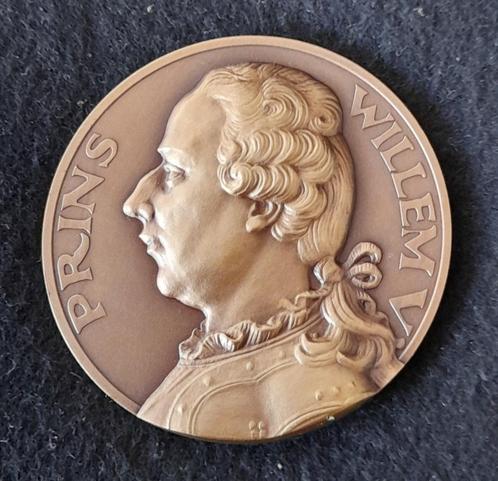Bronzen penning Prins Willem V 1748-1806, Postzegels en Munten, Penningen en Medailles, Brons, Nederland, Ophalen of Verzenden