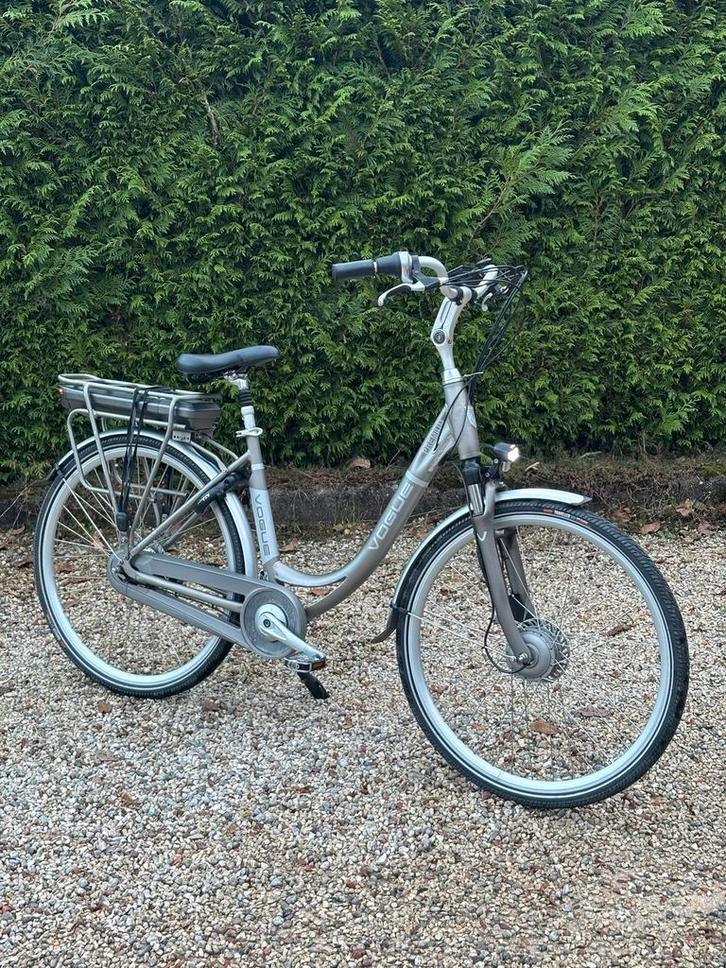 Vogue Premium 53cm 100km 2023 700km ZGAN!!, Fietsen en Brommers, Elektrische fietsen, Zo goed als nieuw, Overige merken, 51 tot 55 cm