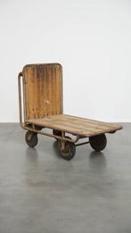 Oude, zware en zeer decoratieve industriële transport kar, Ophalen, Gebruikt, Transportkar, .