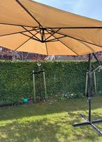 Zwevende parasol tuin, Tuin en Terras, Parasols, Zweefparasol, Gebruikt, Ophalen, 2 tot 3 meter