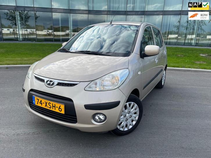 Hyundai I10 1.1 Dynamic AUTOMAAT 5 DEURS CLIMA IJSKOUD LAGE, Auto's, Hyundai, Bedrijf, Te koop, i10, ABS, Airbags, Centrale vergrendeling