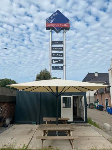 Parasol horeca beschikbaar voor biedingen