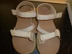 Nieuwe, dames Teva sandalen, licht bruin/beige. 40., Nieuw, Sandalen of Muiltjes, Bruin, Teva