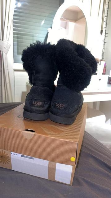 Ugg 38 beschikbaar voor biedingen