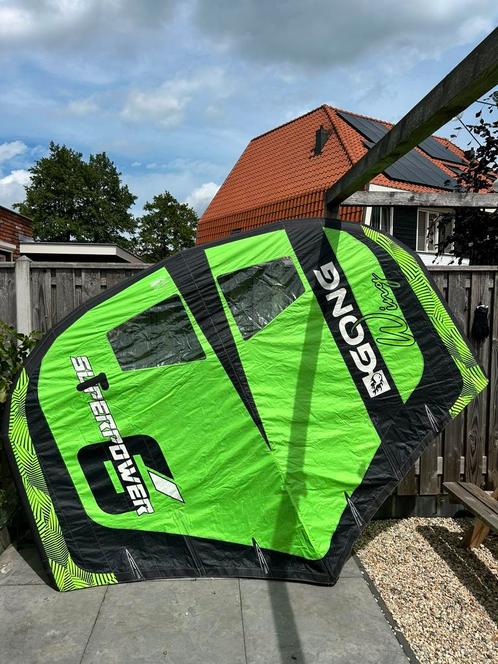 WING GONG SUPERPOWER 6.0 inclusief goede  tas., Watersport en Boten, Wingsurfen, Gebruikt, Wingsurf-wing, Ophalen of Verzenden