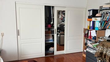 Maatwerk schuifdeur kast Lundia. beschikbaar voor biedingen