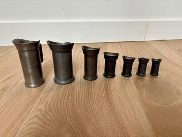 Complete set tinnen maatbekers – Frans tin – 7 stuks beschikbaar voor biedingen