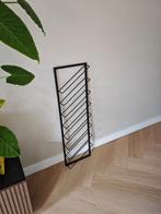 Industrieel wijnrek om aan muur te hangen, Huis en Inrichting, Woonaccessoires | Wijnrekken, Ophalen, Zo goed als nieuw, Minder dan 50 cm