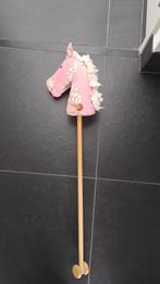 Roze Stokpaard, hobby horse, Ophalen
