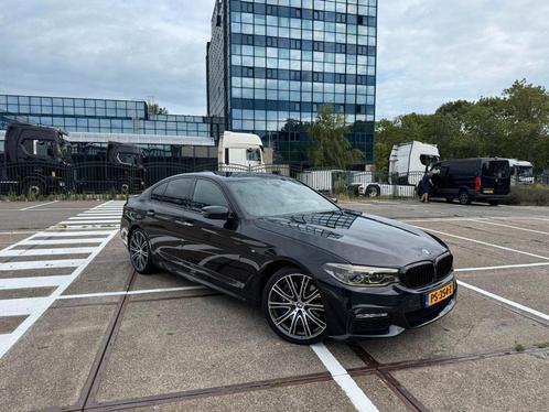 BMW 5-Serie 540i 340pk Aut. 2017 Zwart, Auto's, BMW, Particulier, 5-Serie, Benzine, C, Sedan, Automaat, Origineel Nederlands, Zwart