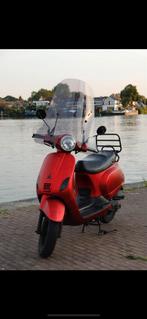 Turbho rl50 rood 50cc, Fietsen en Brommers, Snorfietsen en Snorscooters, Overige merken, Gebruikt, Ophalen of Verzenden, Benzine