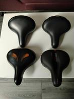 FIETS ONDERDELEN ZADELS DUBBELE STANDART BANDEN, Fietsen en Brommers, Fietsonderdelen, Algemeen, Ophalen of Verzenden, Zo goed als nieuw