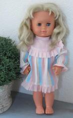 Vintage pop, Götz, perfecte staat, met origineel jurkje, Ophalen of Verzenden, Zo goed als nieuw, Pop