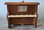 Vintage houten piano met 6 onderzetters, Muziek en Instrumenten, Piano's, Ophalen of Verzenden, Gebruikt, Bruin, Piano