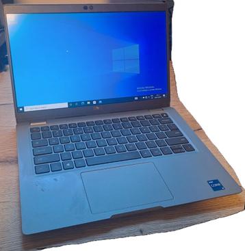 Dell Latitude 5320 Laptop met GRATIS TAS beschikbaar voor biedingen